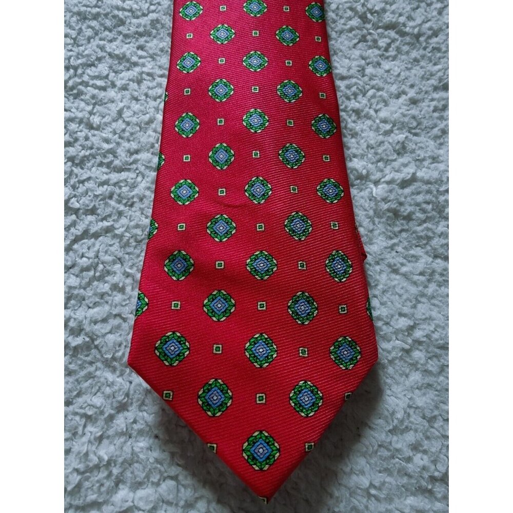 Cape Cod Neckwear 100% Silk Tie Red‎ Mandala Print